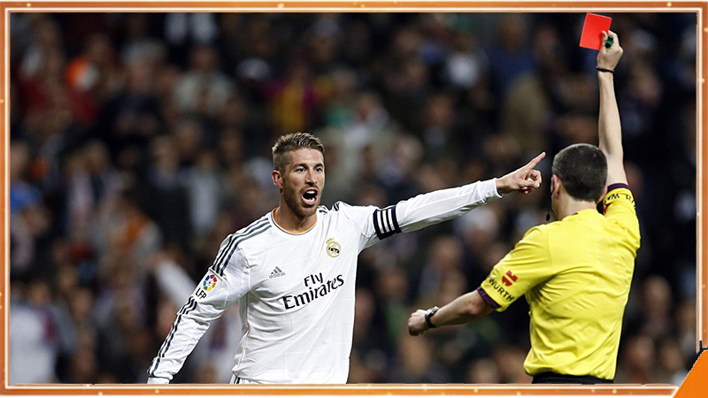 Cầu thủ dễ nhận thẻ trong các vị trí tranh chấp và va chạm nhiều